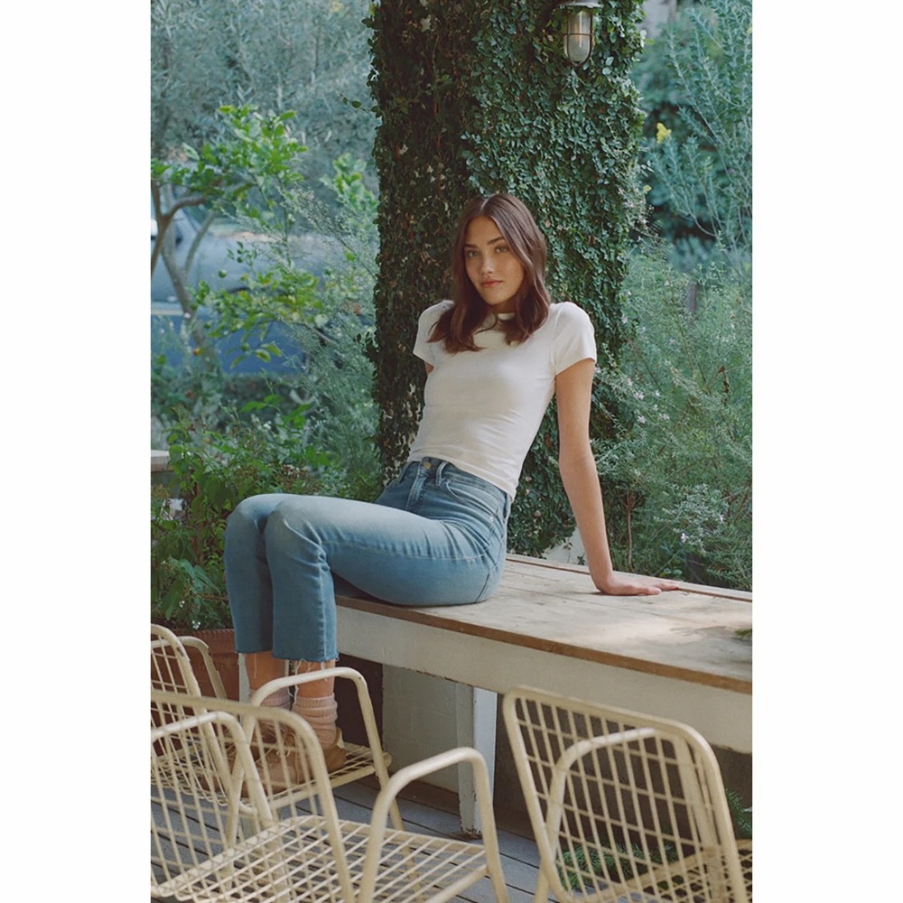 Good American Good Curve Crop Slim Fit Jeans